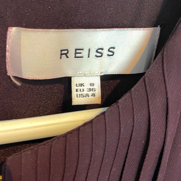 REISS peplum dress with gold chain detail - Picture 3 of 3